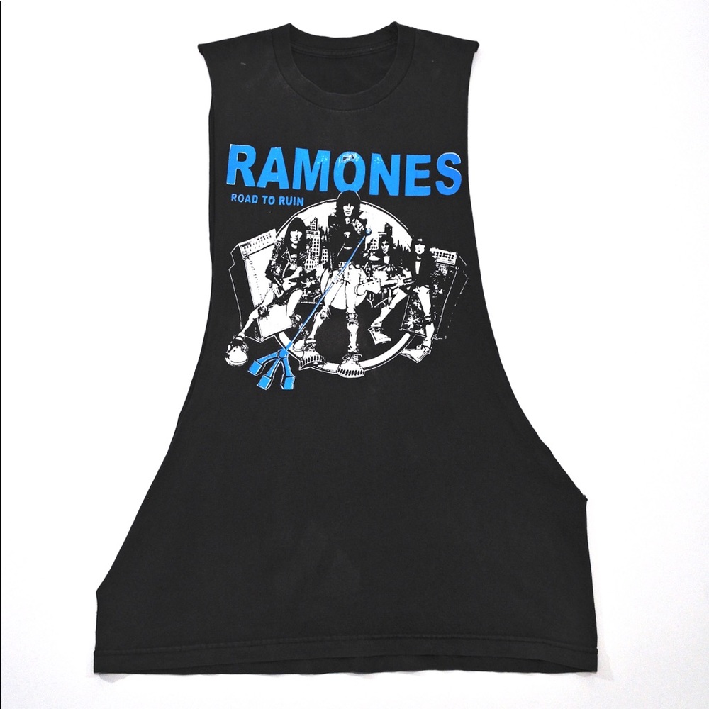 SOLD. Vintage Ramones Tank